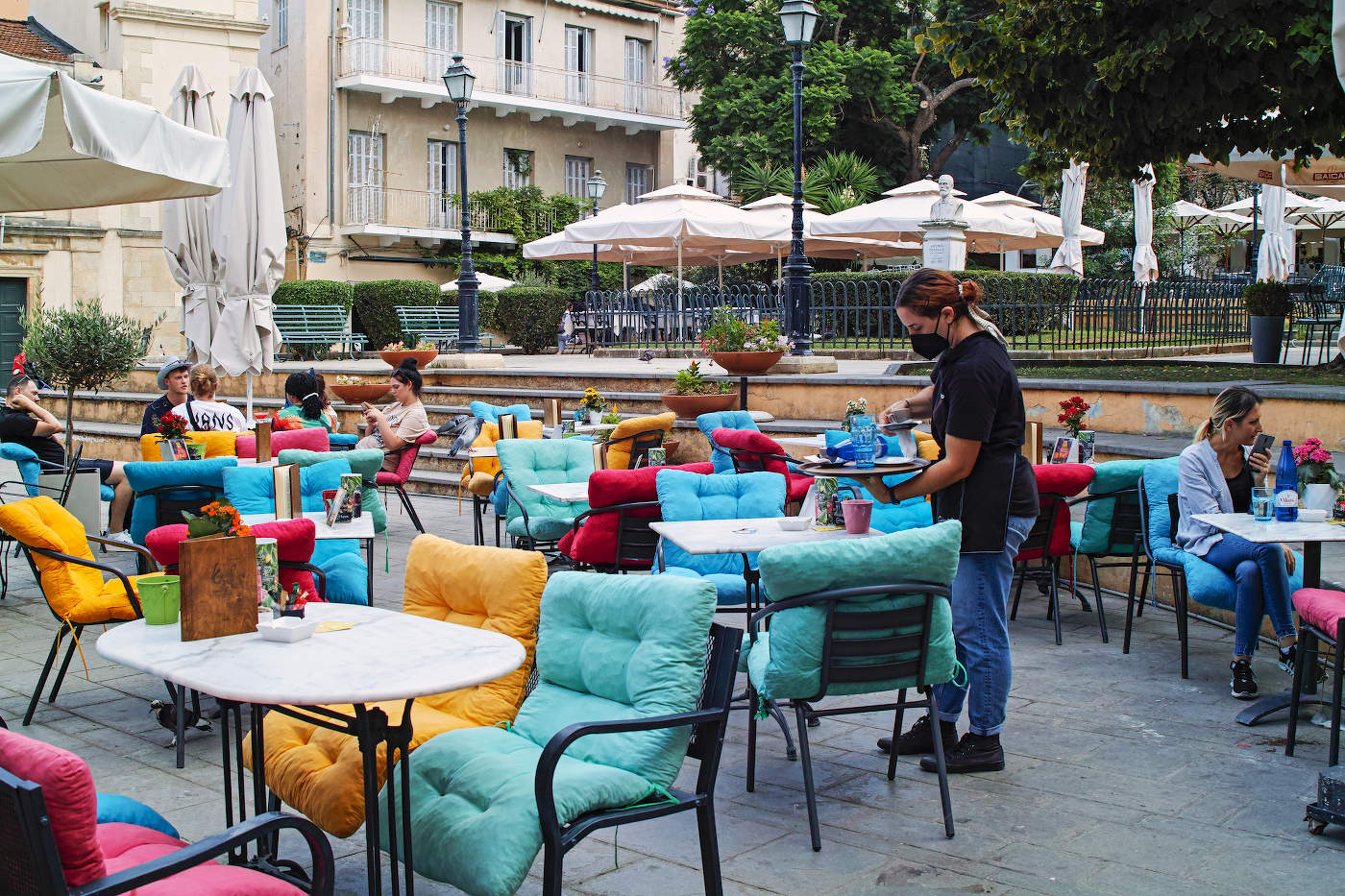 Уличное кафе