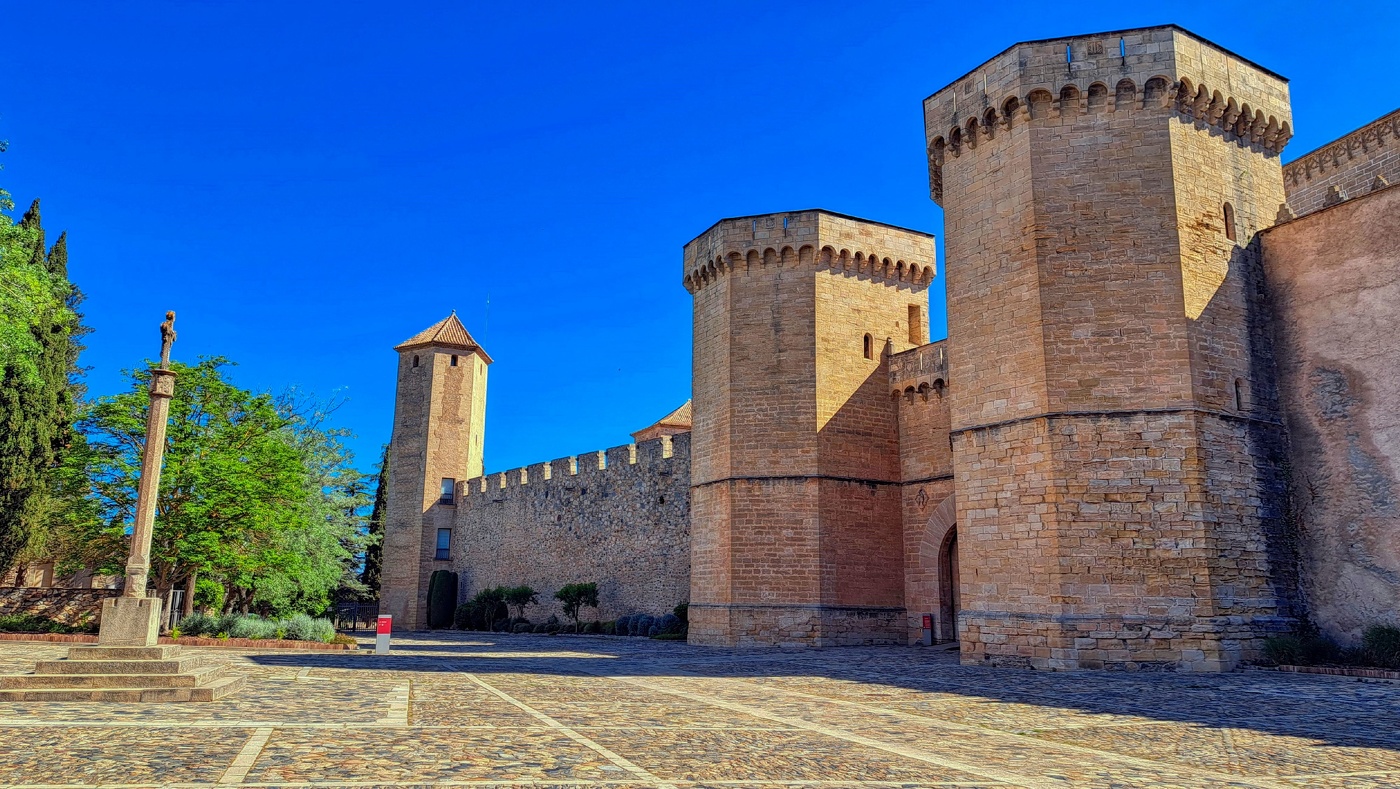 Poblet - Monestir (muralles) - Conca de Barberà