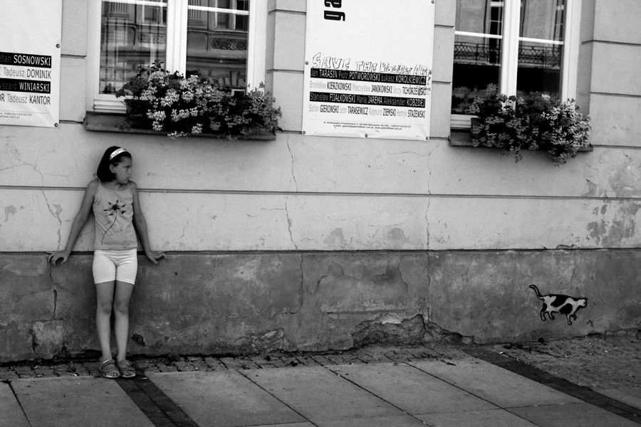 Девочка и кошка