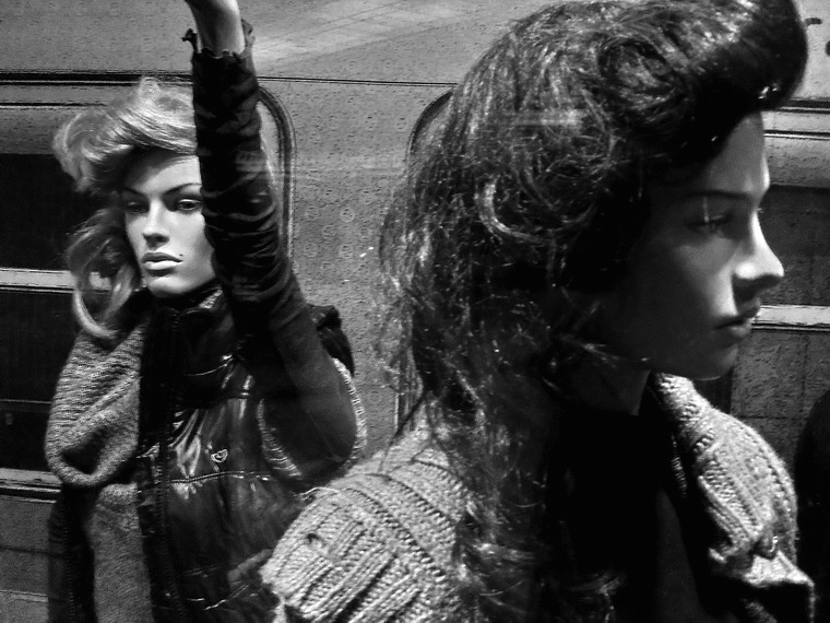 пластиковые дефчата