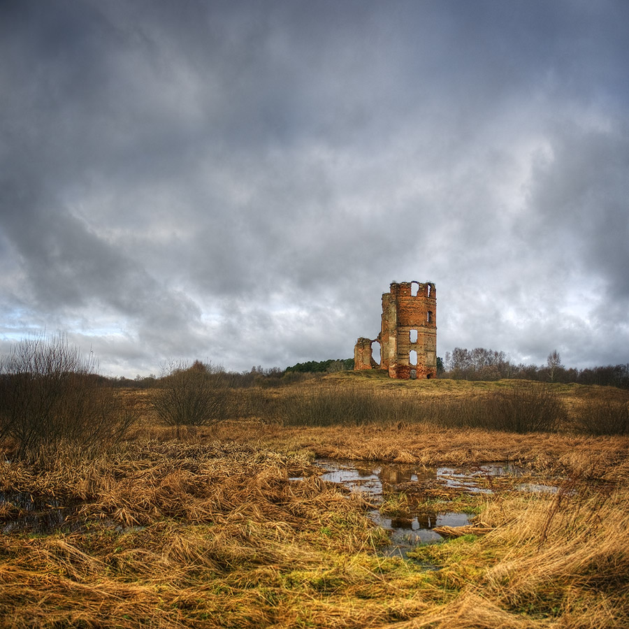 |   Замкавая вежа   |