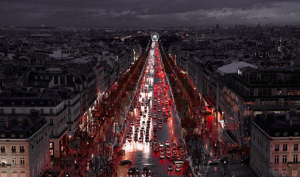 Красные  в  городе