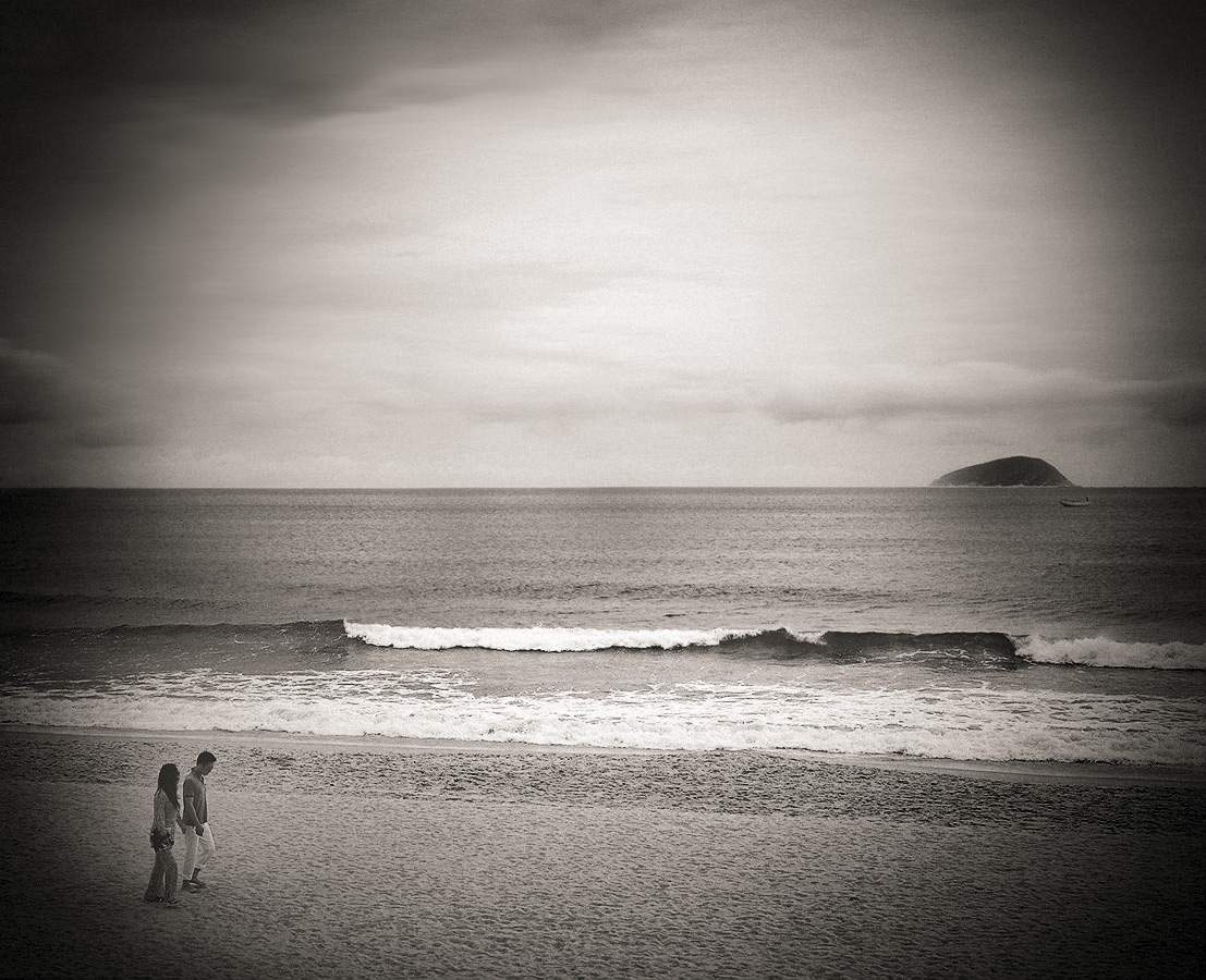 Повторяя  чей-то  путь