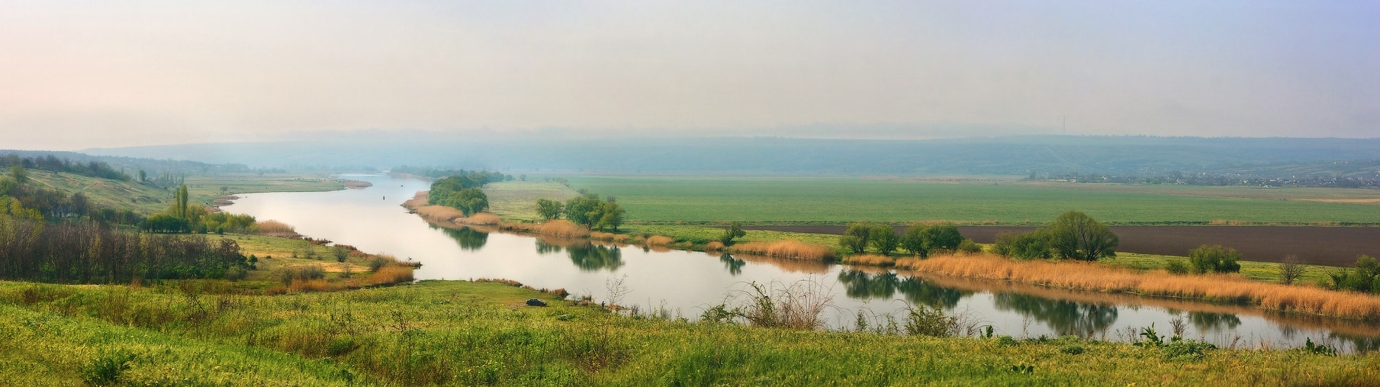 Теплое Утро над Южным Бугом