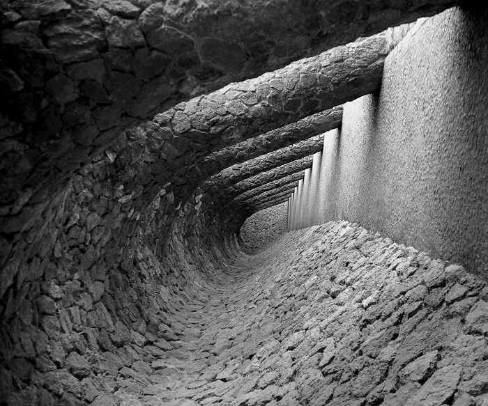 В лабиринте