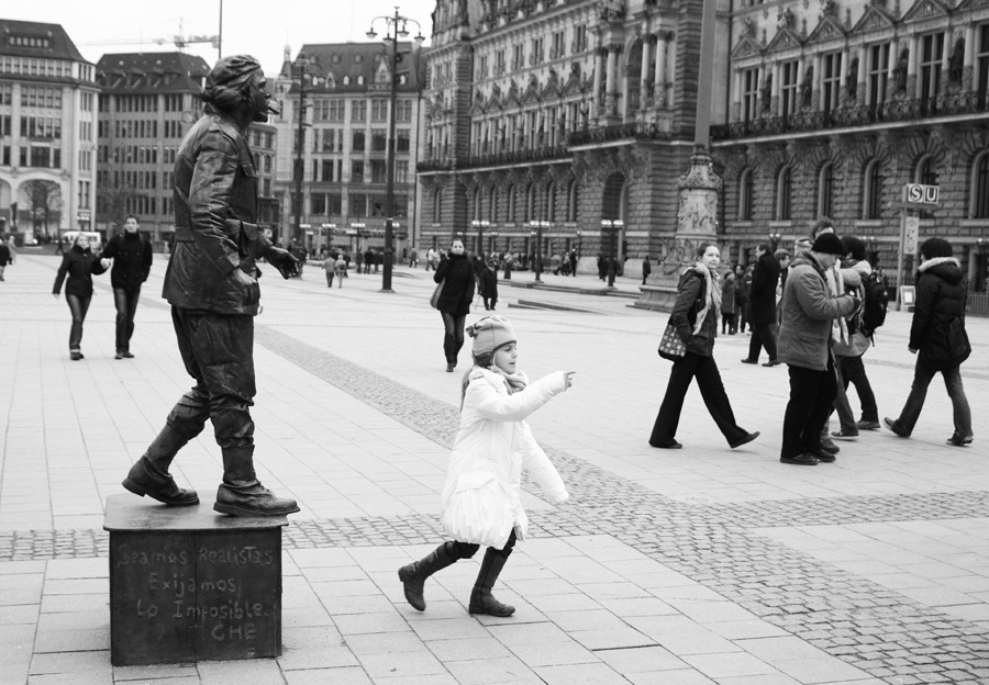 Девочка и Команданте