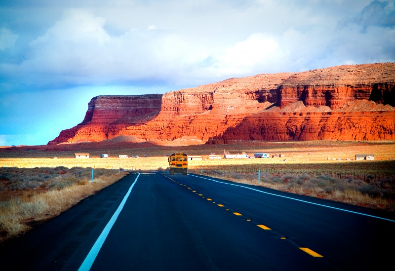 школьный автобус