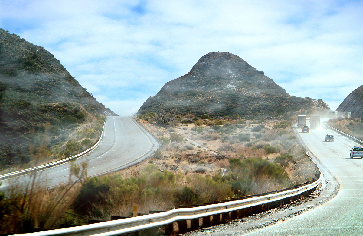 дорога раздвояется