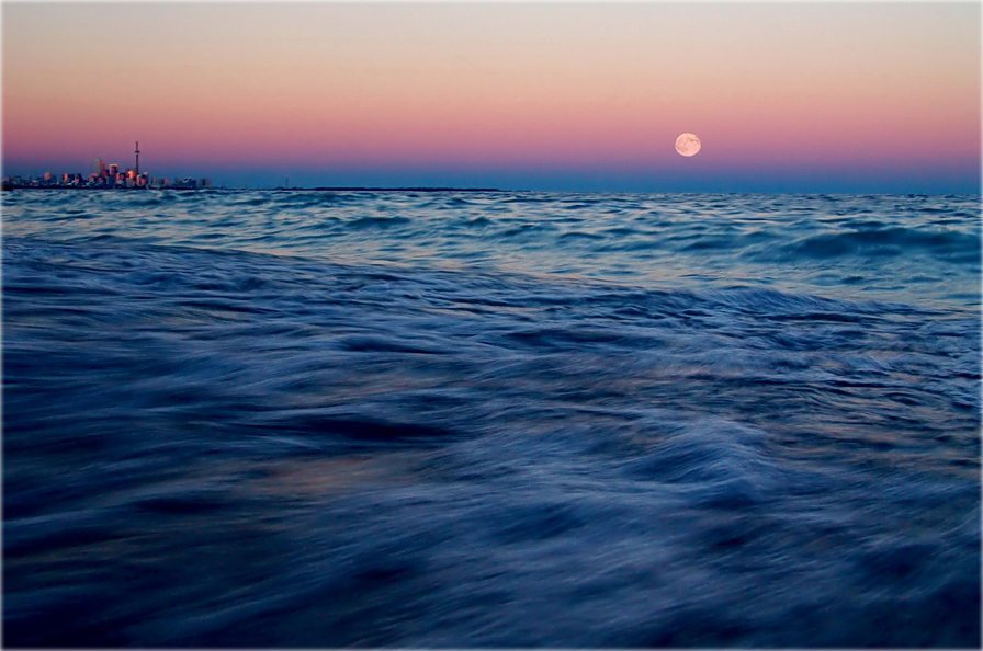 ...і камеру змыла