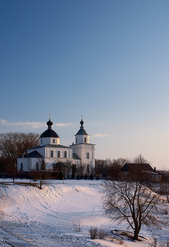 Сенiца: Свята-Петрапаўлаўская царква