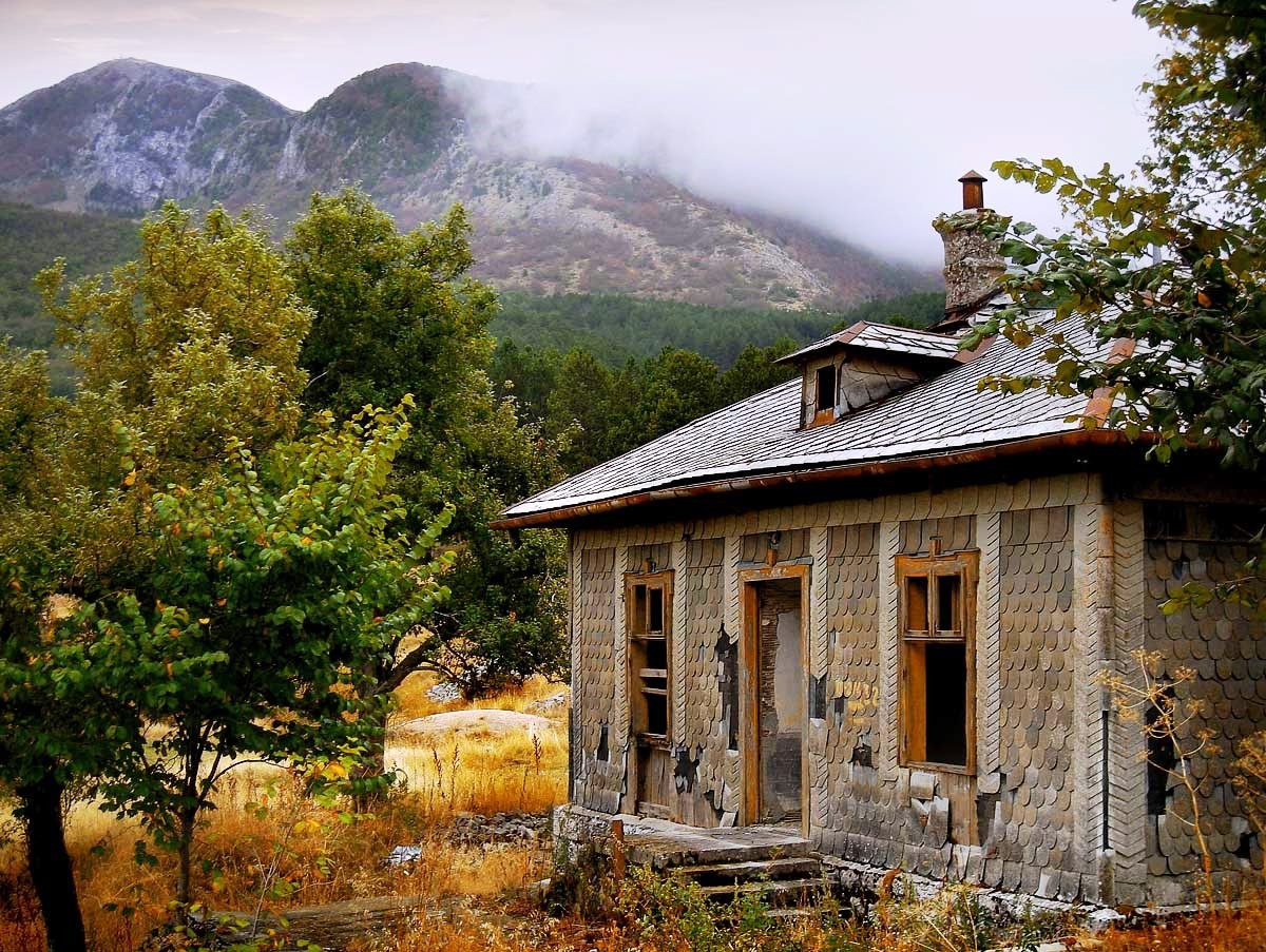 жил не тужил..