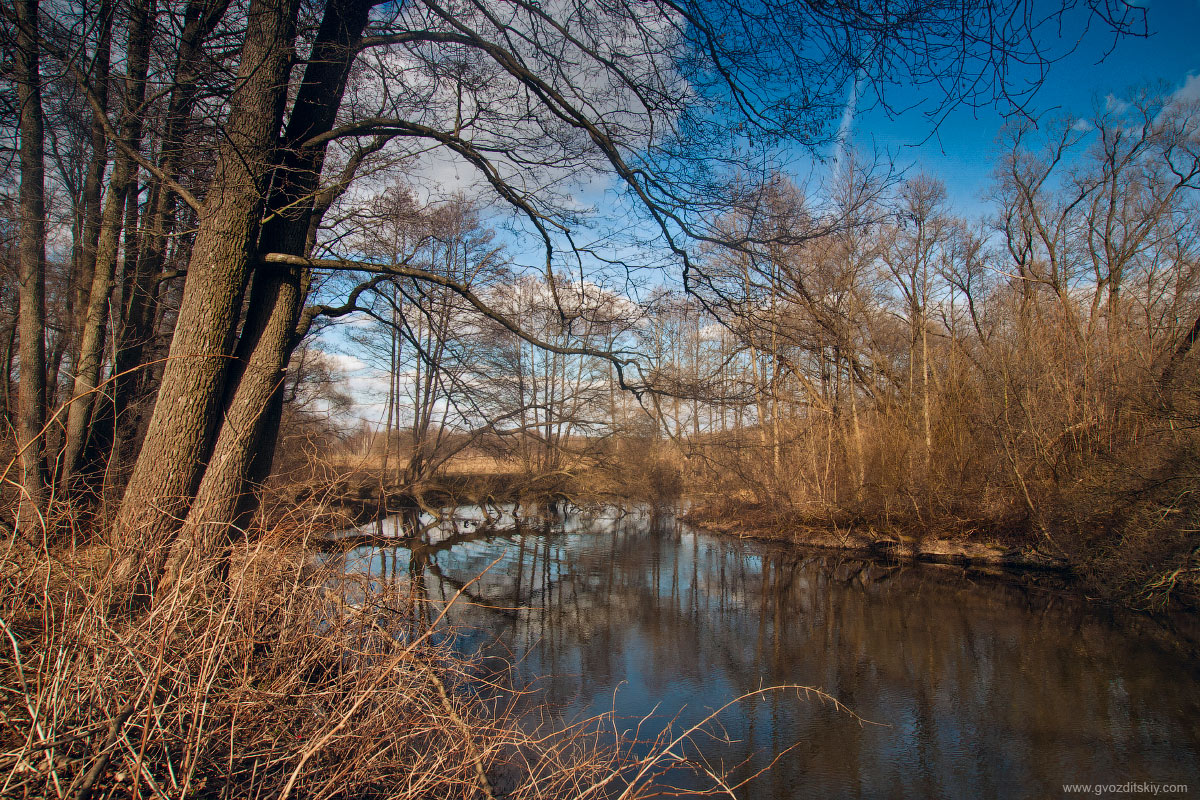Апрельское