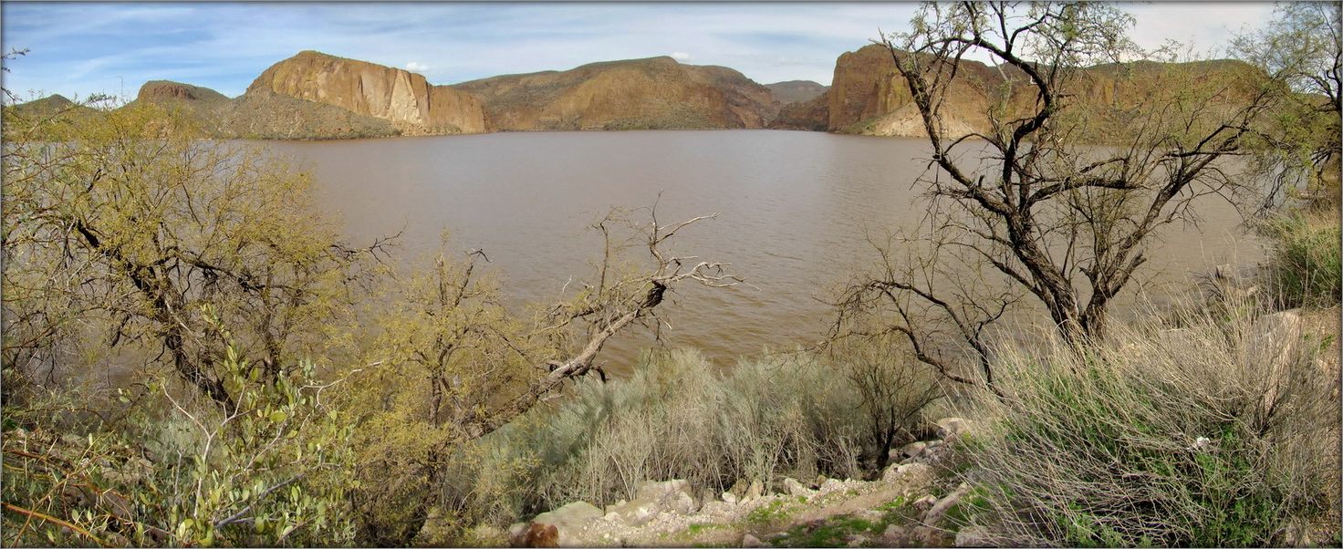 озеро Каньон