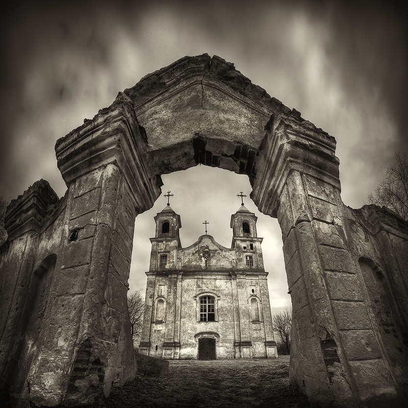 |   Portal of sorrow   |