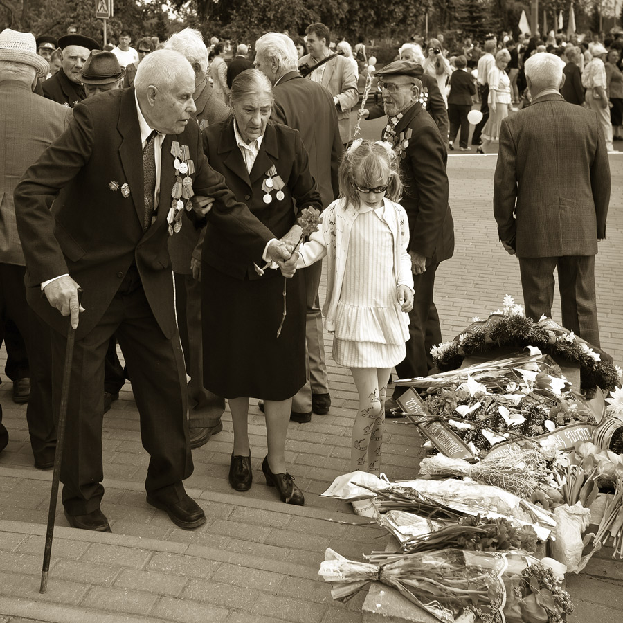 В ДЕНЬ ПОБЕДЫ...