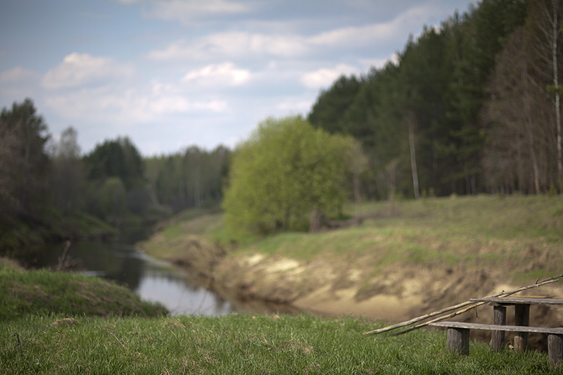 Тимур Кострома. У реки