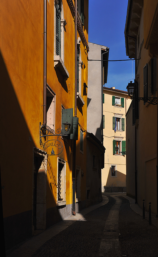 Геометрия света