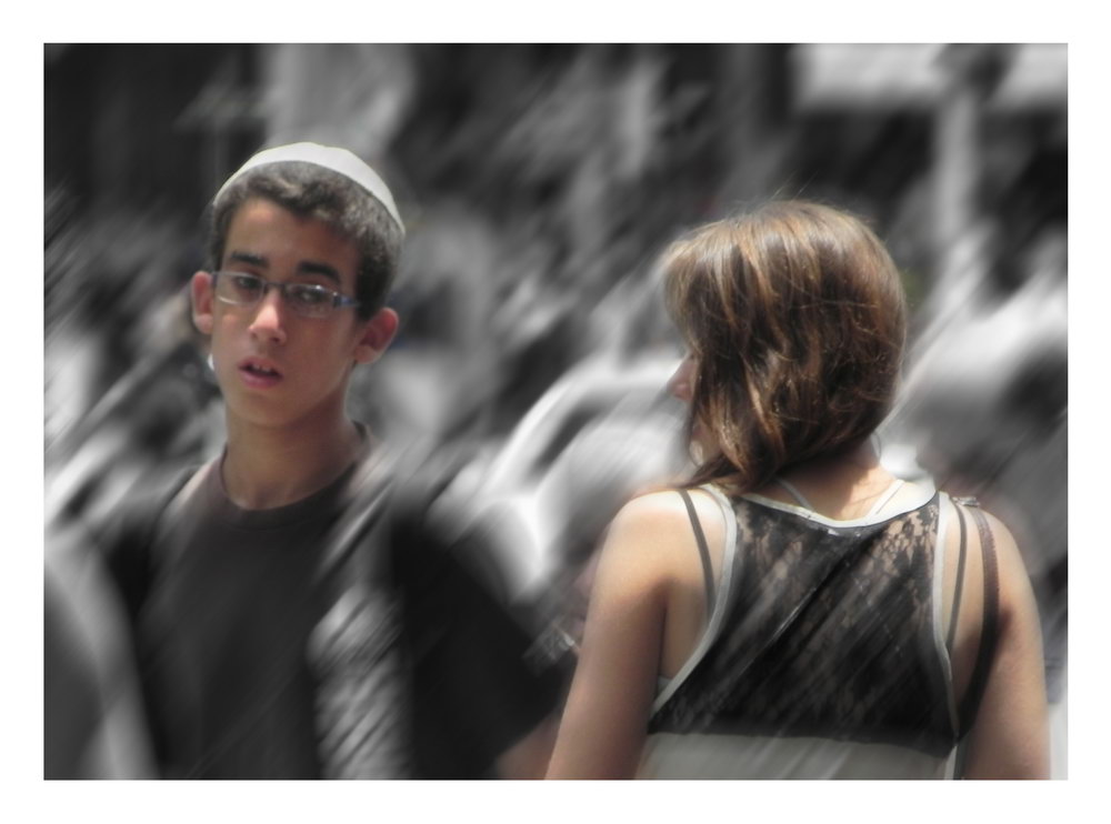 И ВРЕМЯ ОСТАНОВИЛОСЬ....