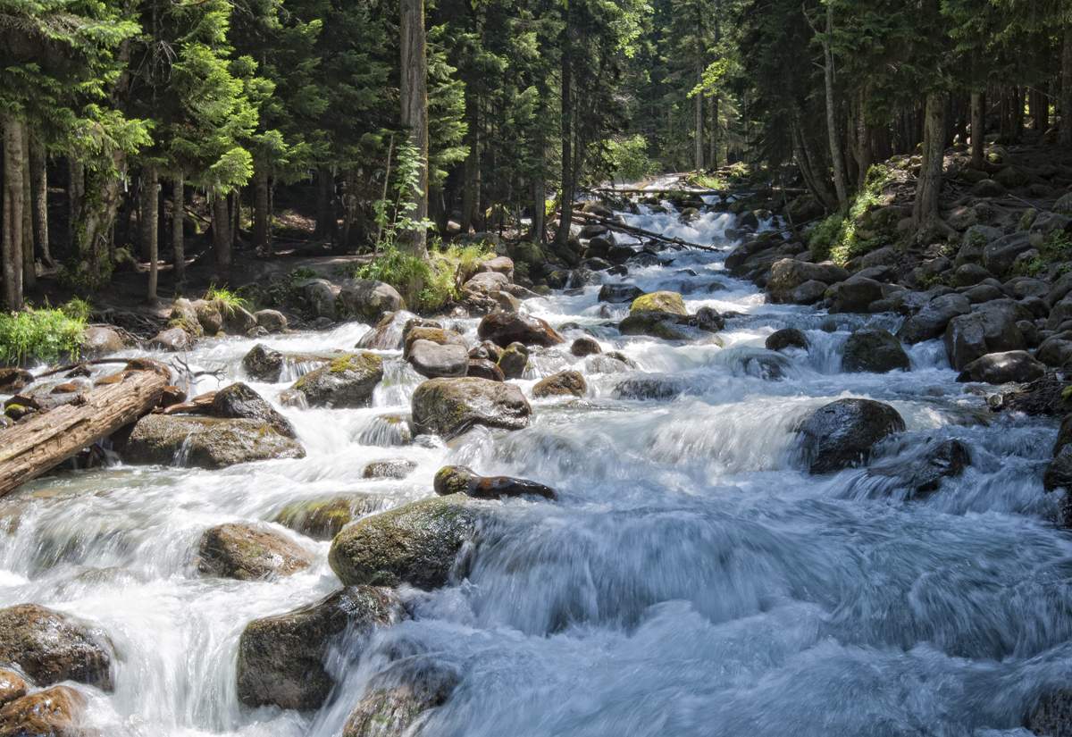 Ледниковая река