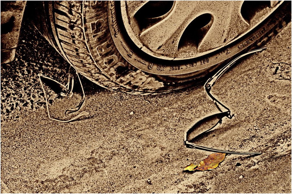 МАШИНА И ОЧКИ