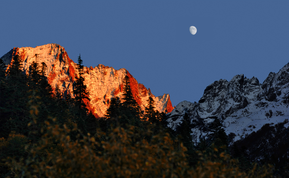 Между двух светил