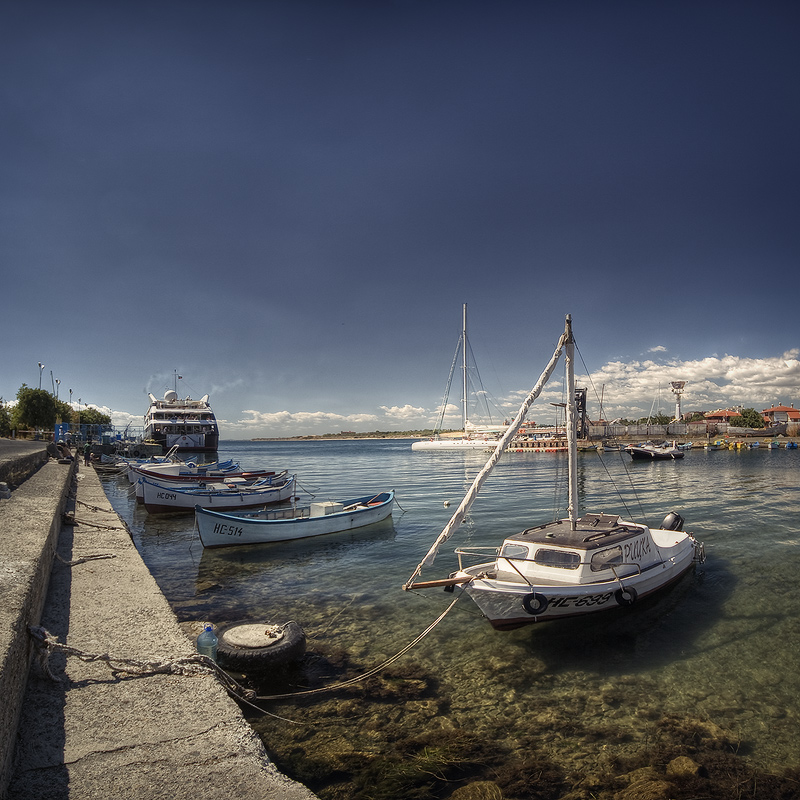 |   Старый баркас   |