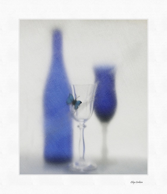 с бабочкой....