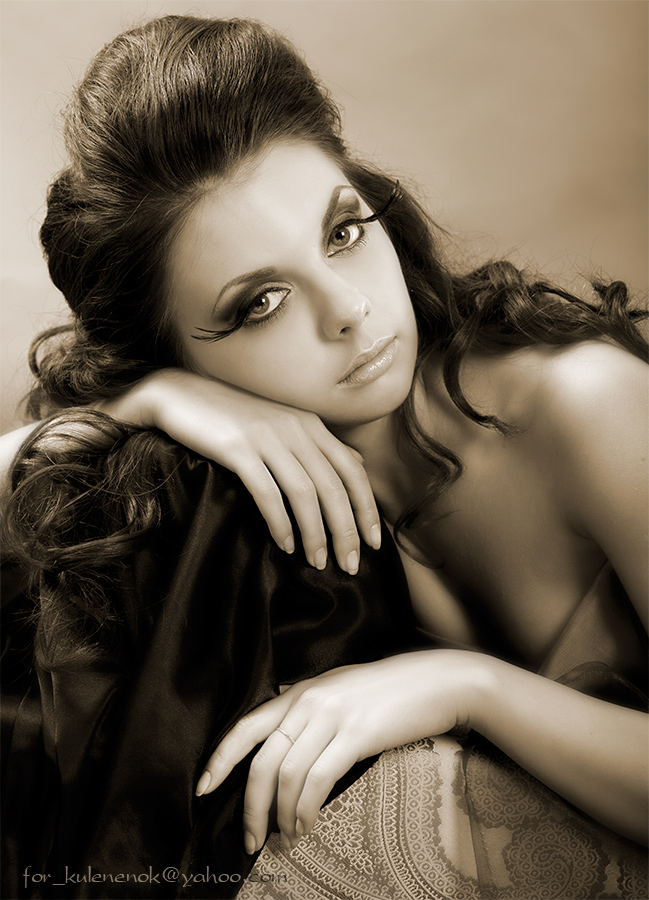 Почти ретро.