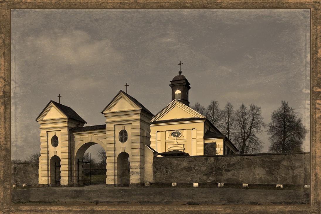 КАСЦЁЛ МАЦІ БОЖАЙ УНЕБА ЎЗЯТАЙ