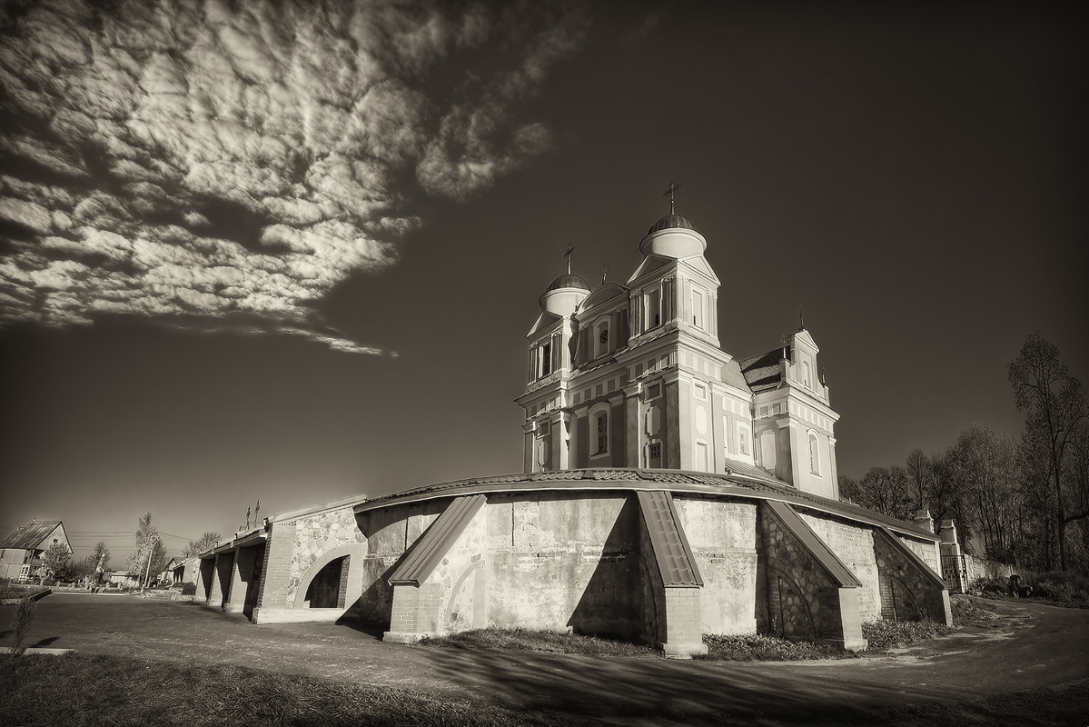 Костел Св. Тадеуша