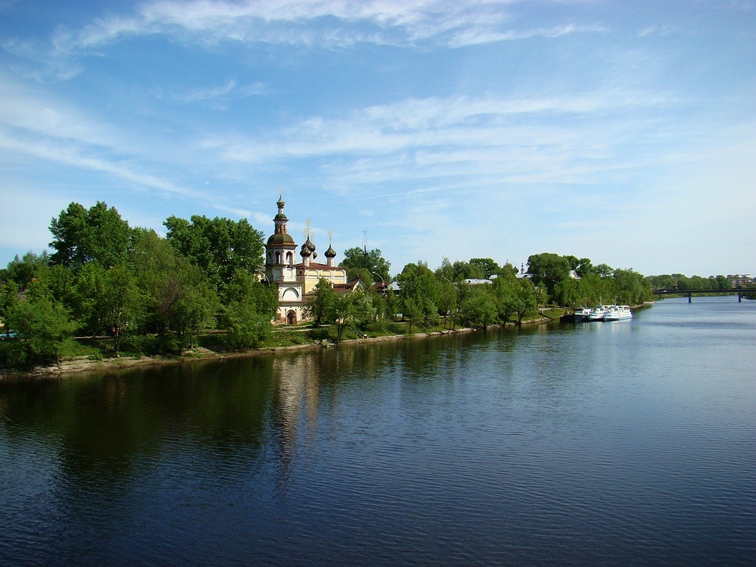Вид с Октябрьского моста