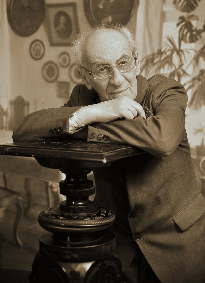 Абрам Наумович Бам