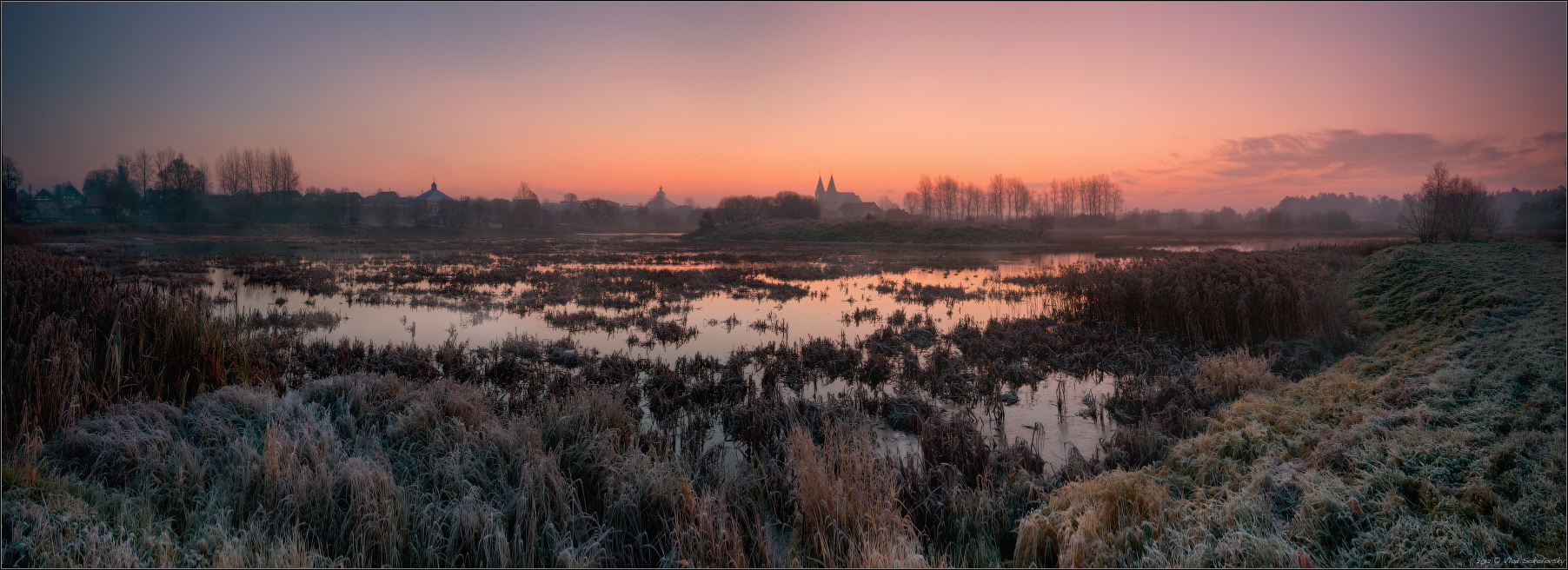 / На рассвете ... /