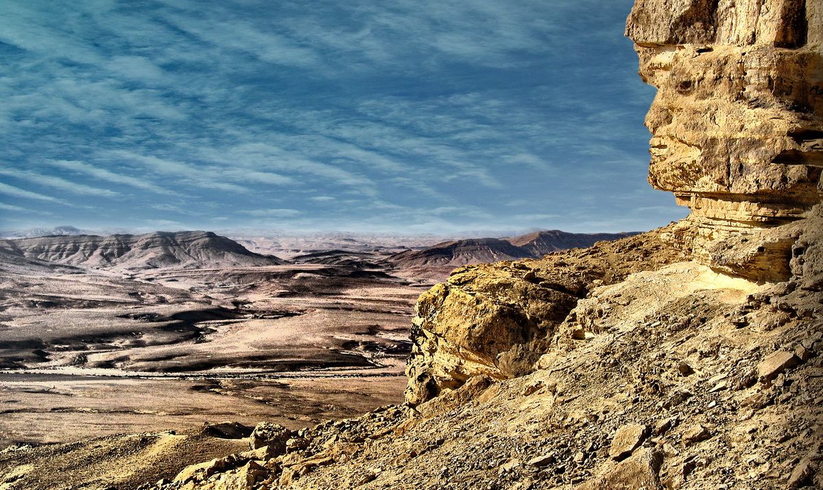 ХРАНИТЕЛЬ ПУСТЫНИ