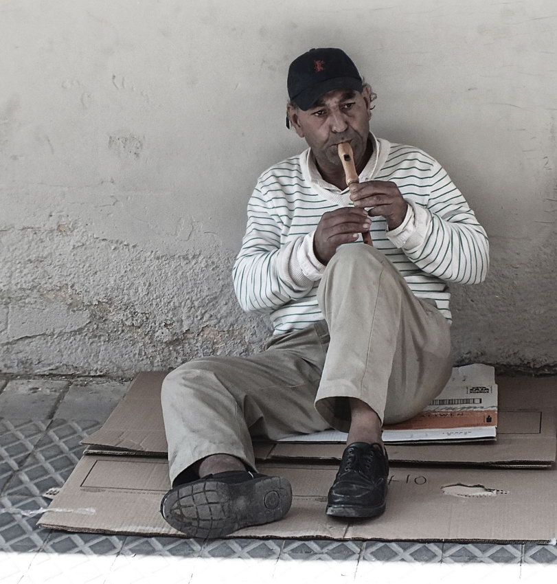 Уличный музыкант