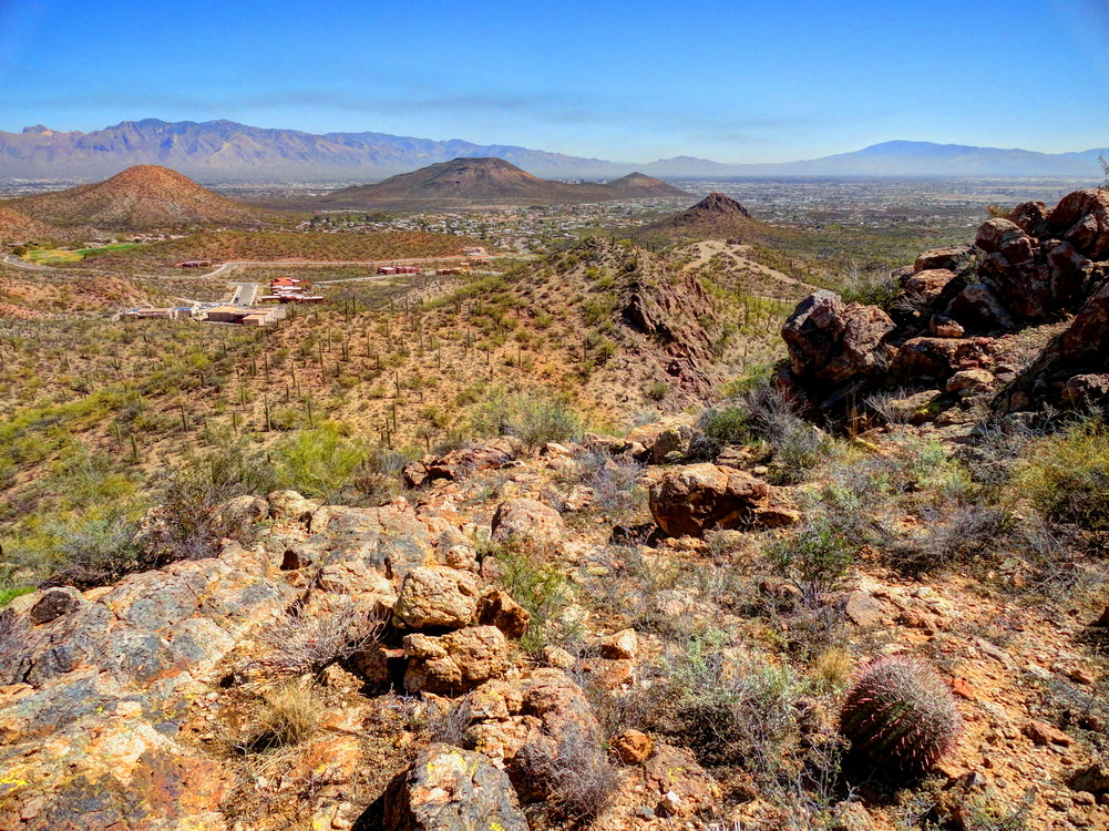 страна Тусония ..3..