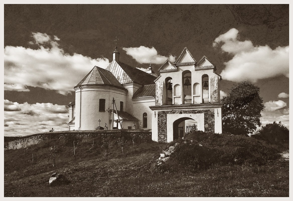 Вишнево. Костел Девы Марии