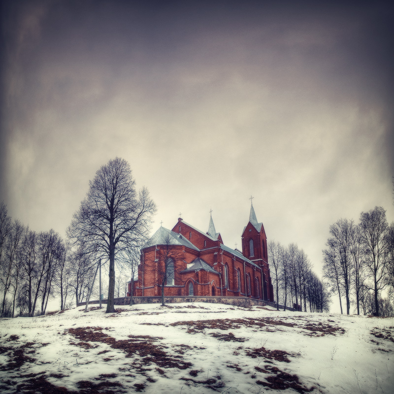 костел Девы Марии - II