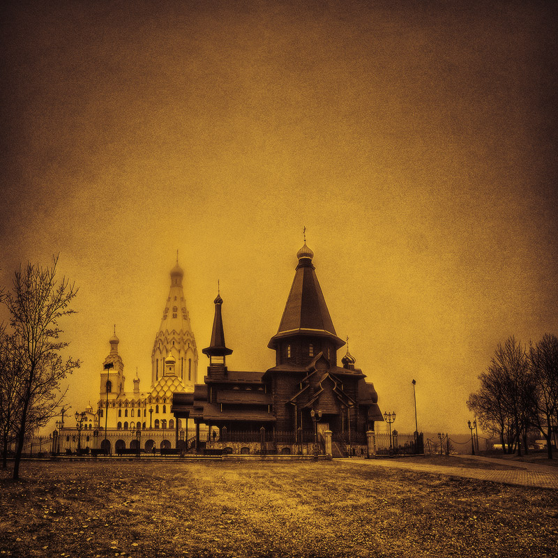 Всехсвятская церковь и церковь в честь Святой Троицы