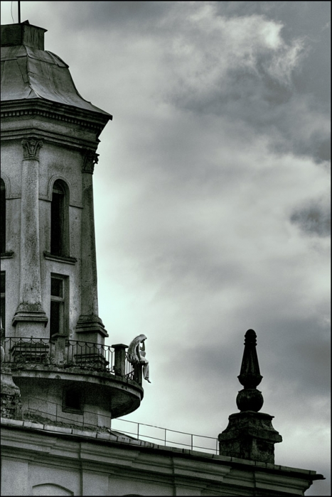 Дом с привидением