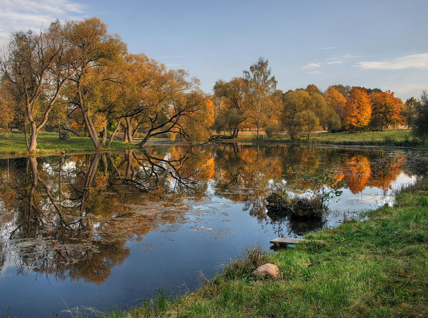 Восень у купалаўскiх мясцiнах