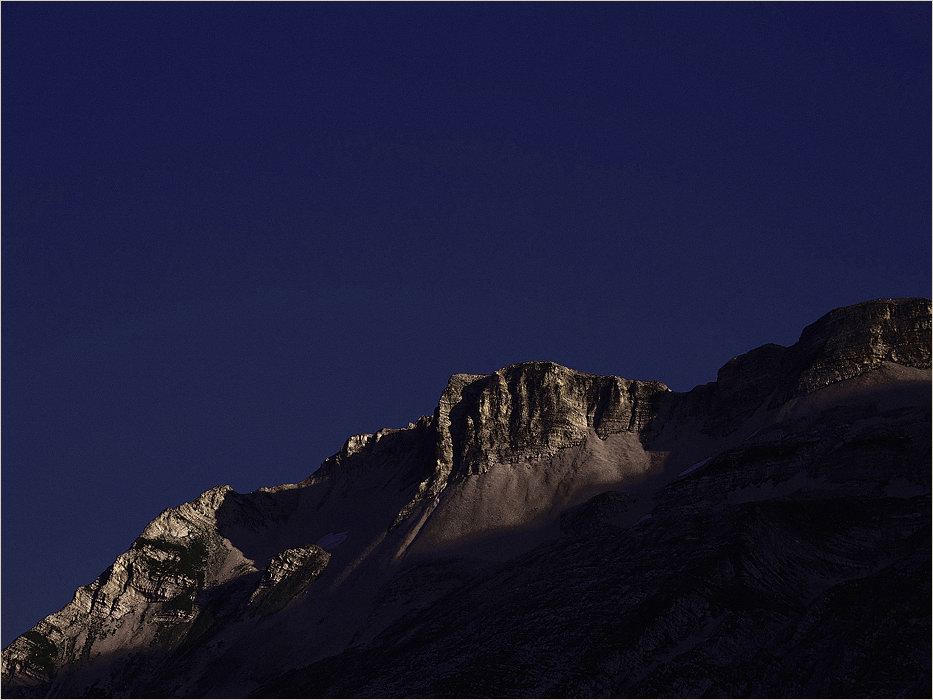 Восход Черной Луны...