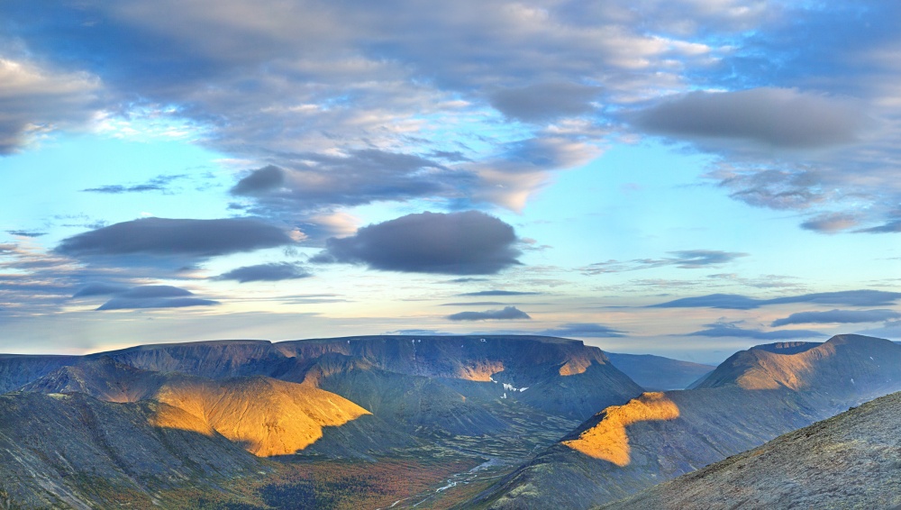 Над горами Хибин.
