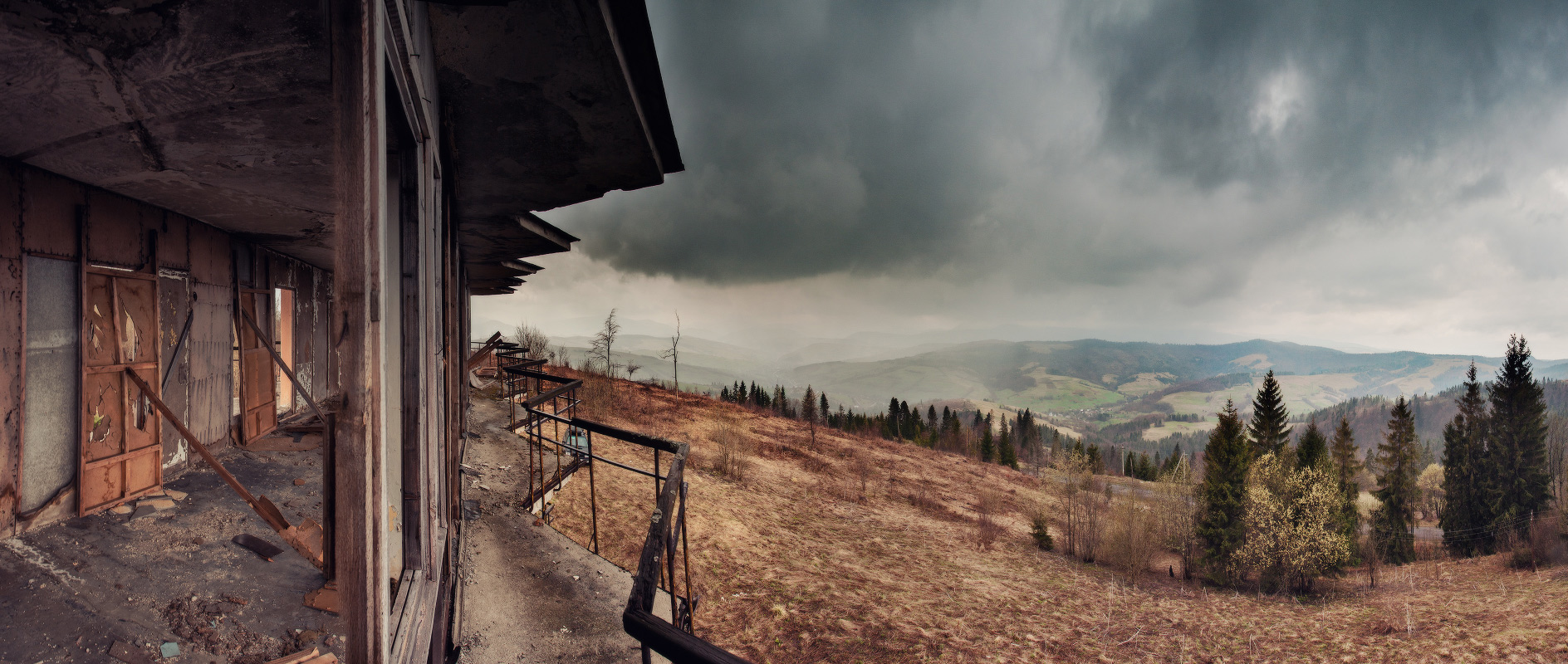 .........С правом на надежду...........