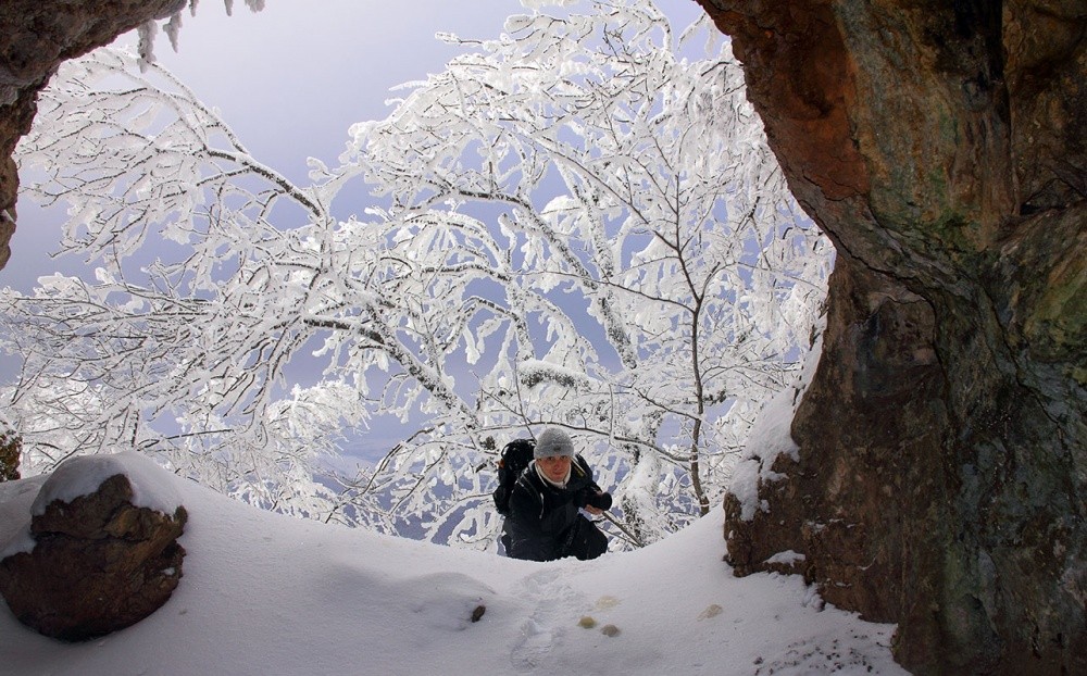 В пещере МАН