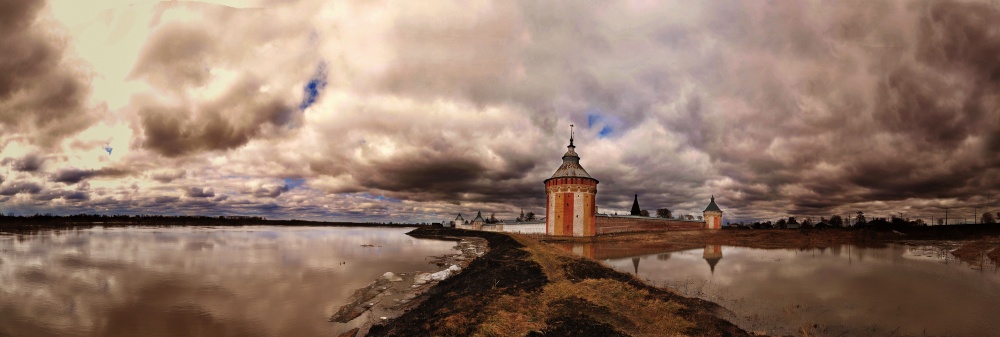 Спасо-Прилуцкий монастырь