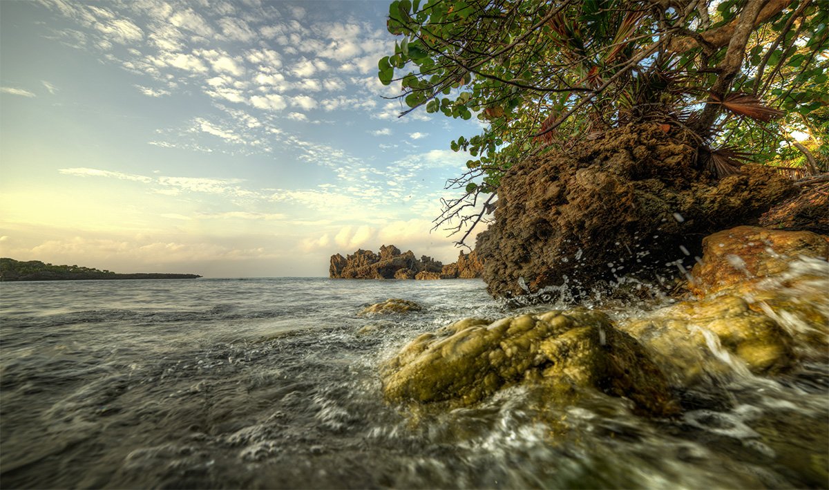 close to tide current...