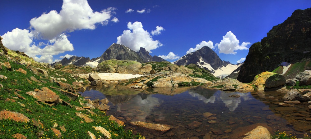 Горное озерцо