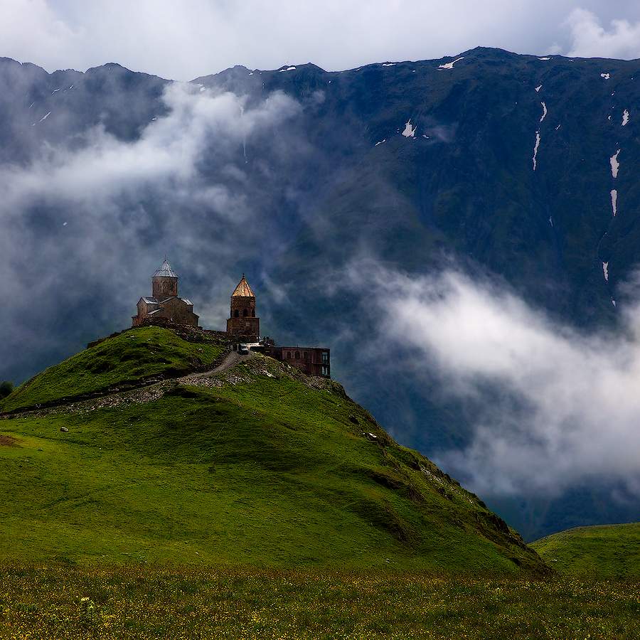 Грузия Монастырь Степенцминда