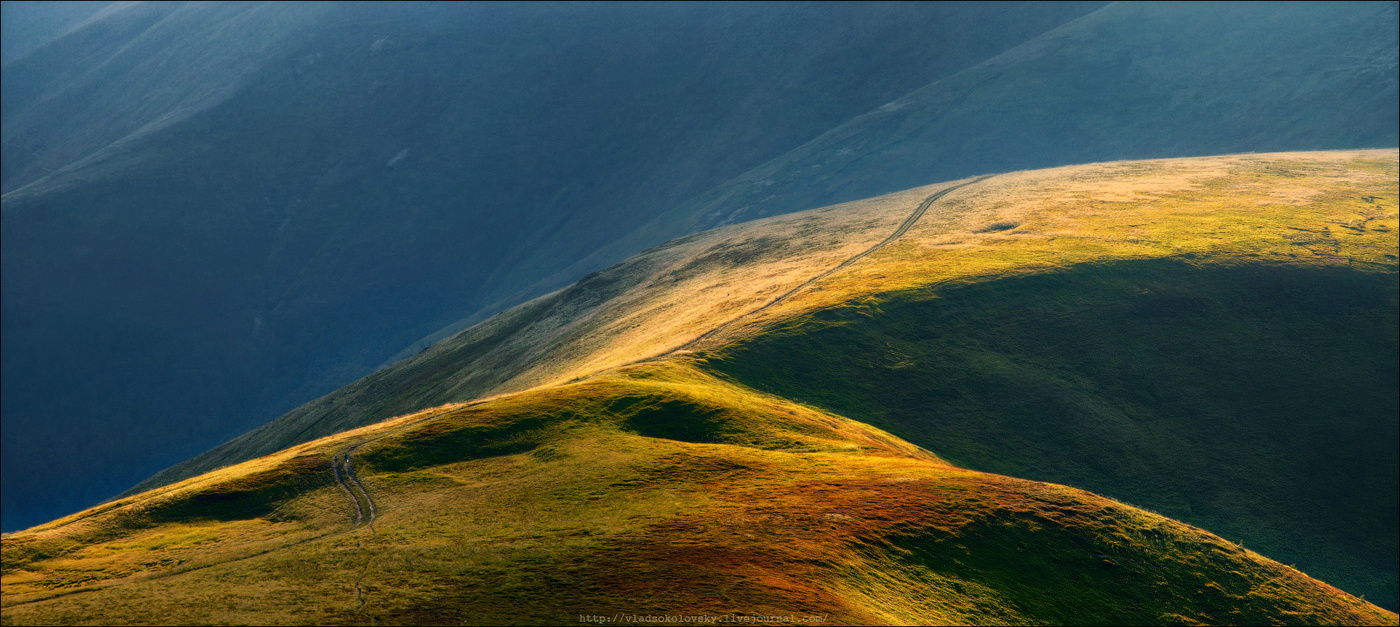 / Горы и люди ... /